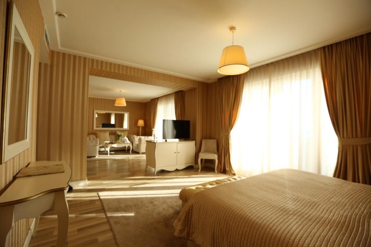 Palace & Szálloda 5*