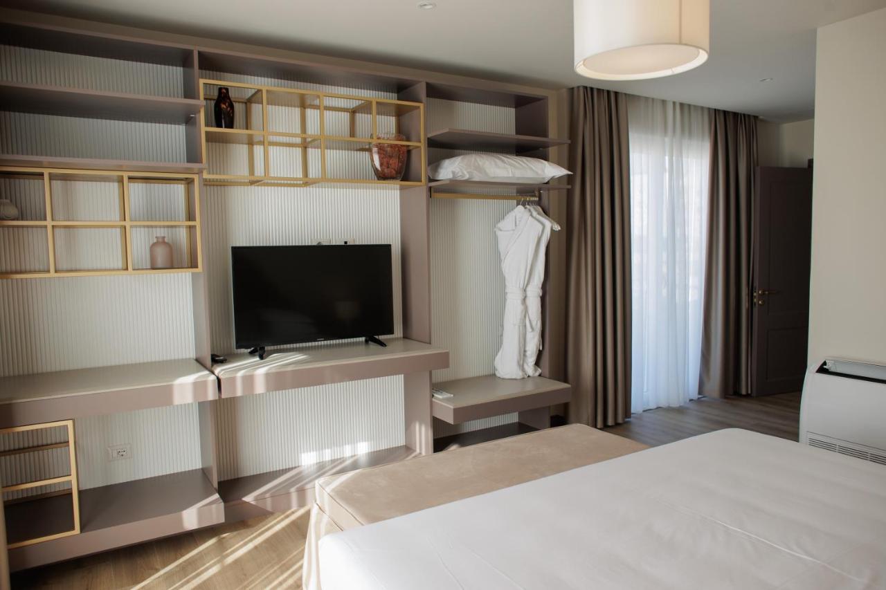 Hotell Palace & 5*