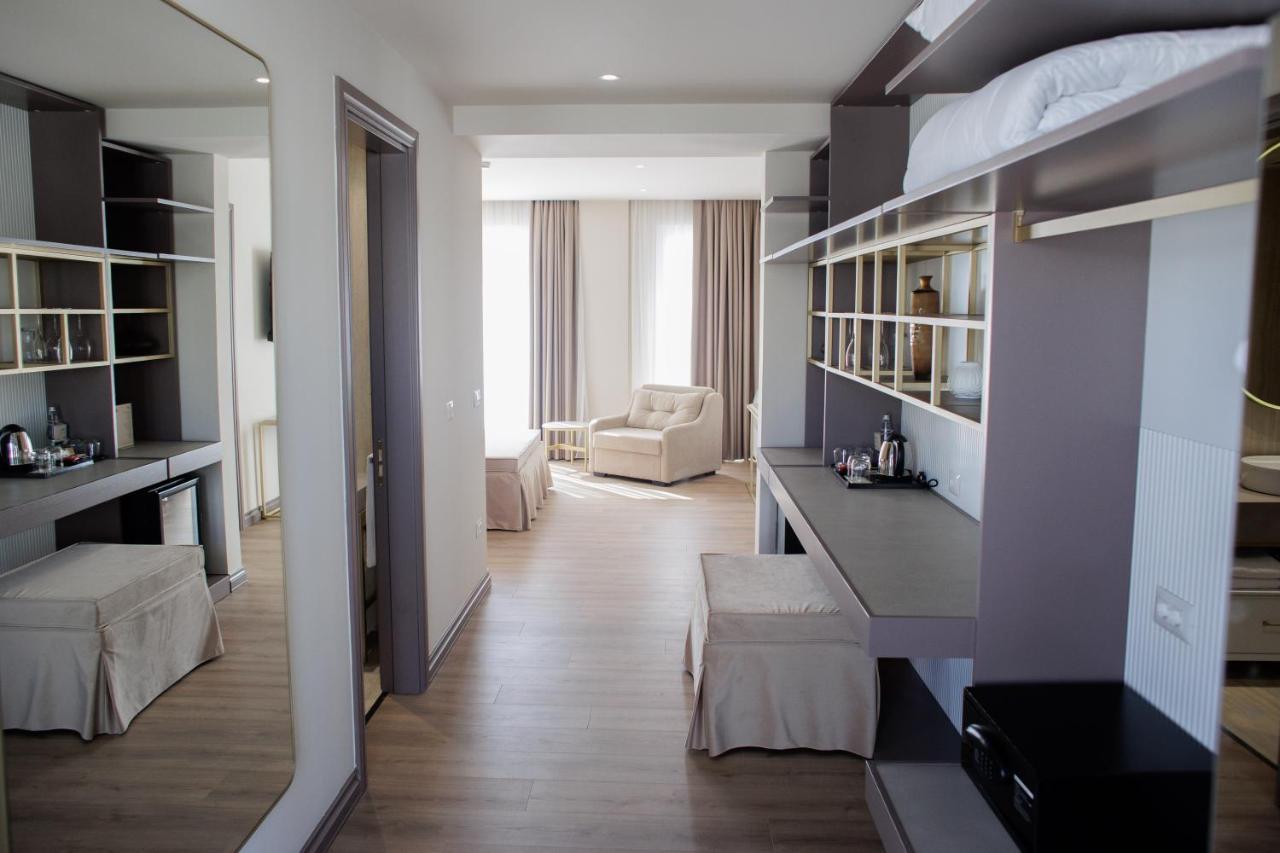 Palace & 5* Durrës