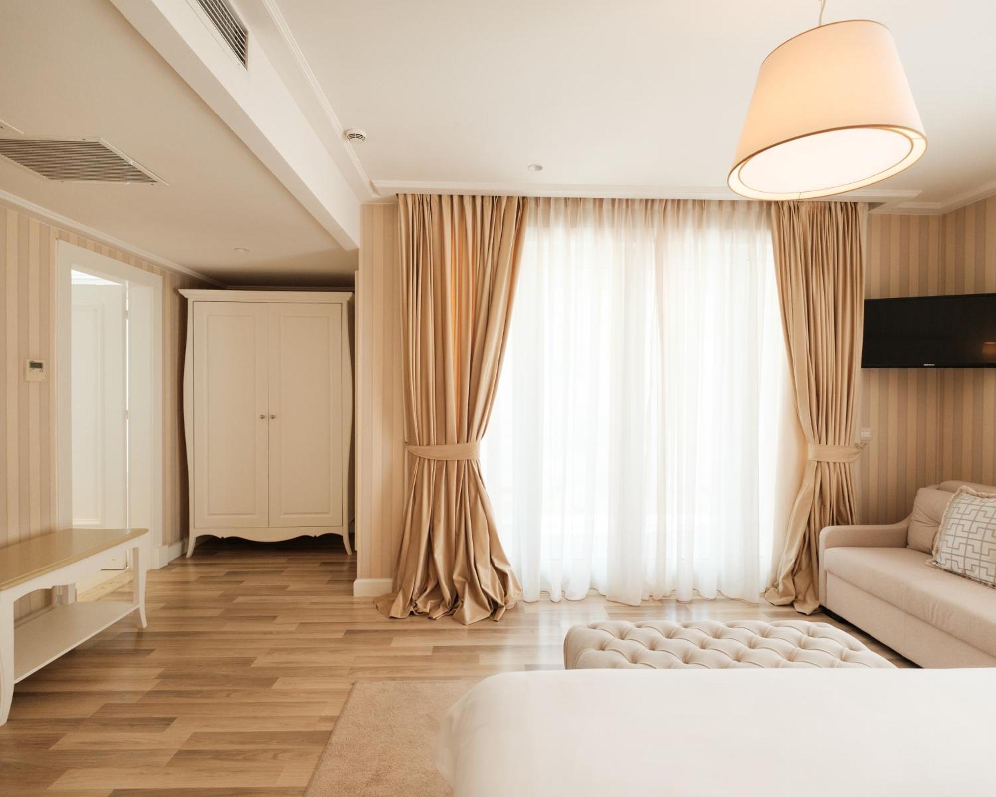 Hotell Palace & 5*