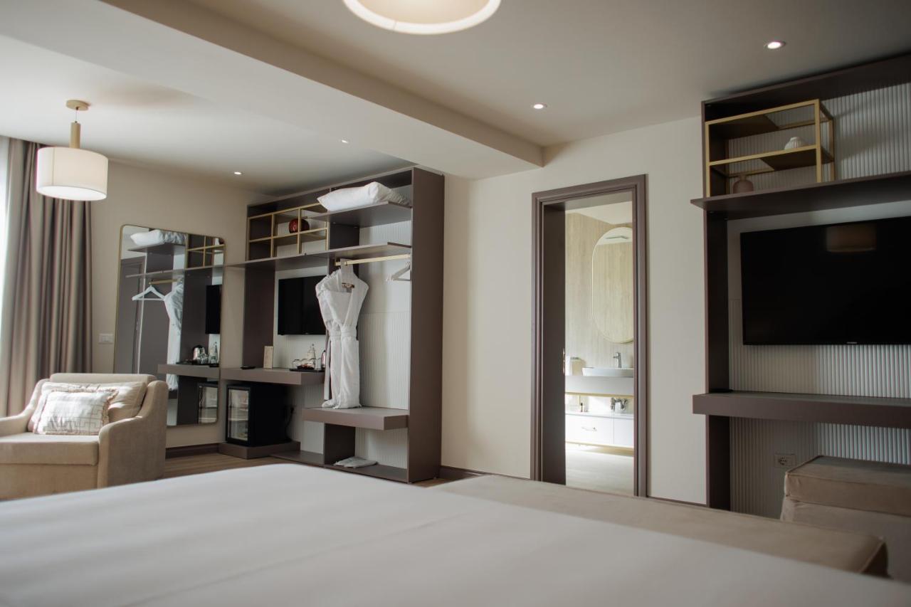 Hotel Palace & Durres